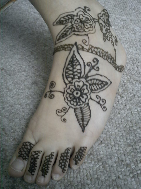 henna Foot